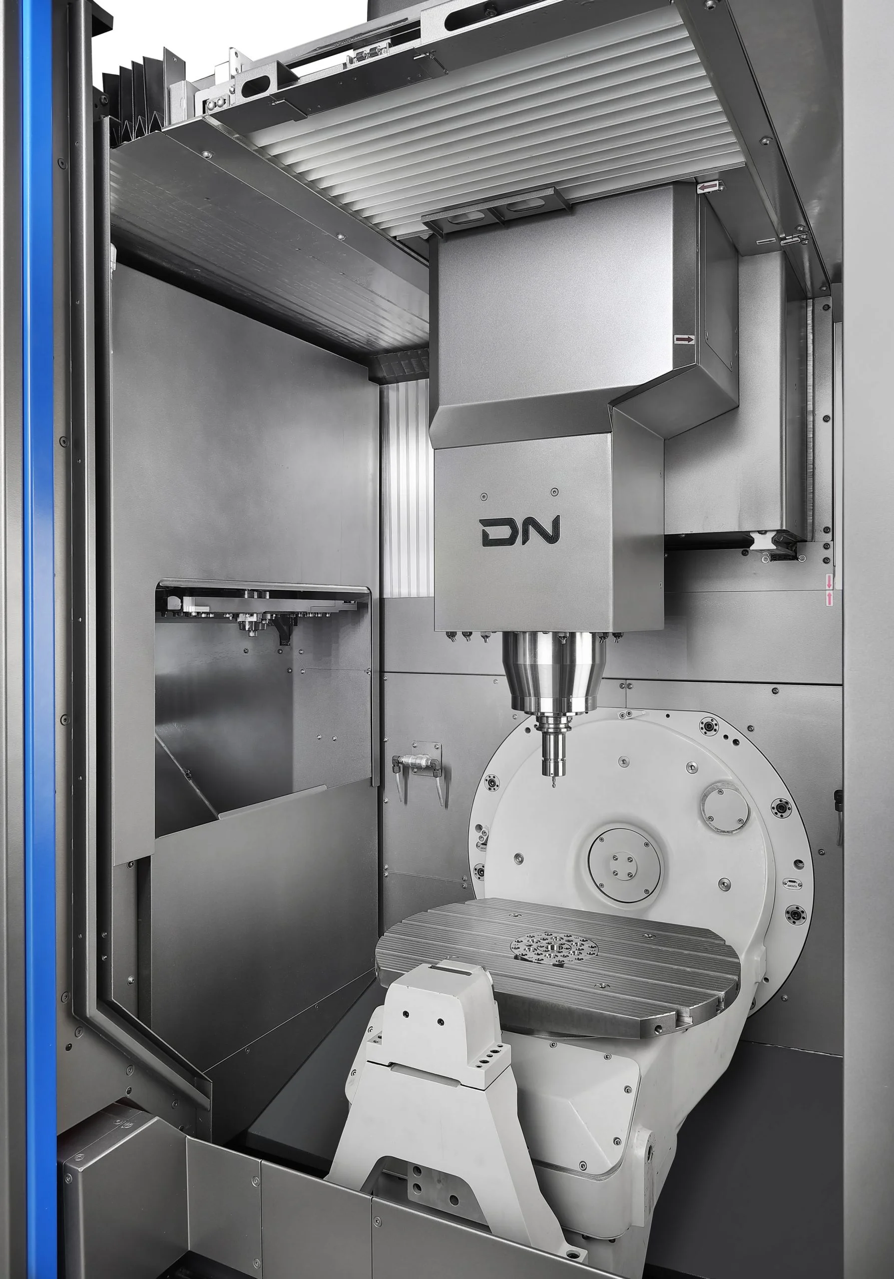 Interior of a next generation DVF 5000 simultaneous 5 axis machining centre